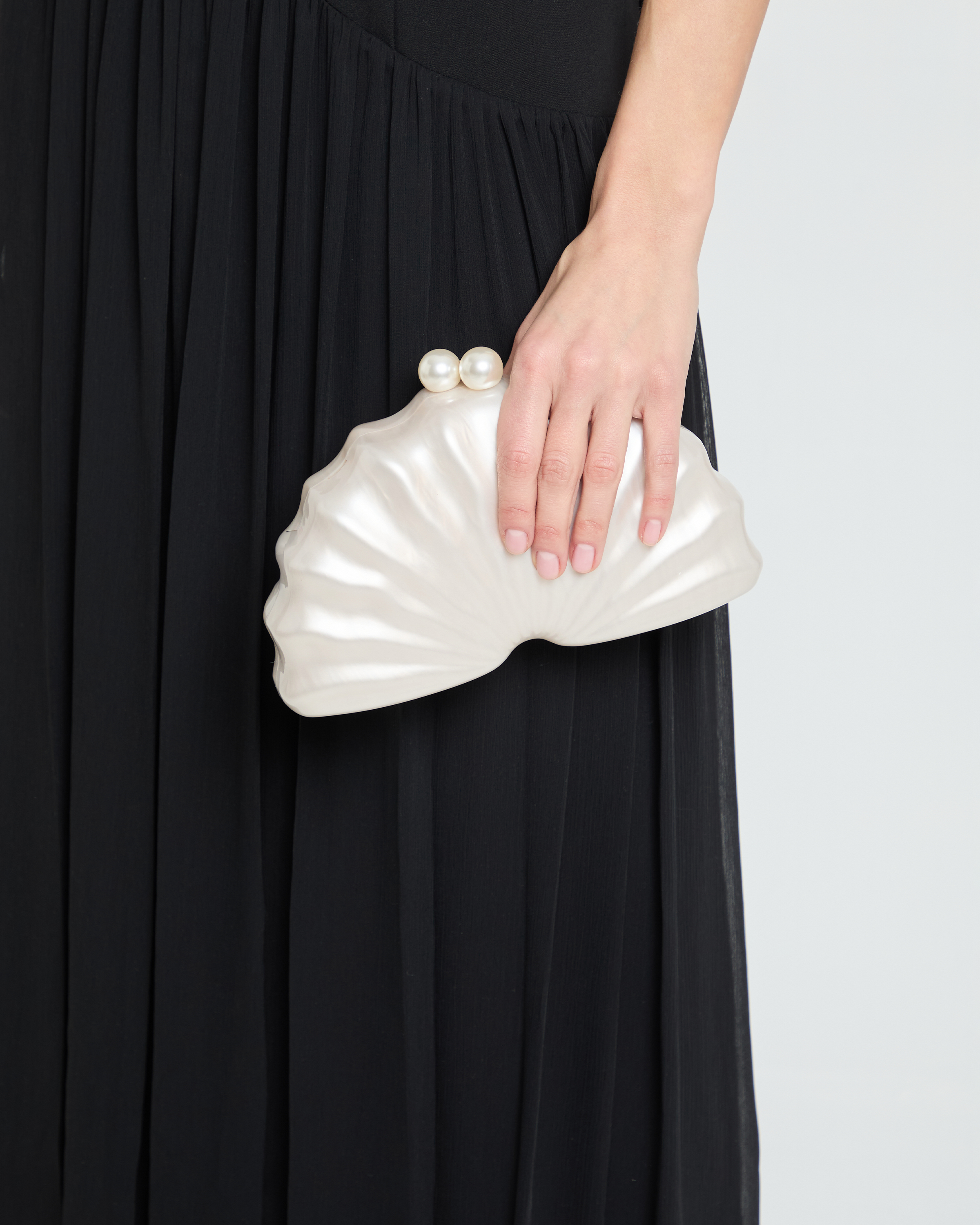 Maris Shell Clutch